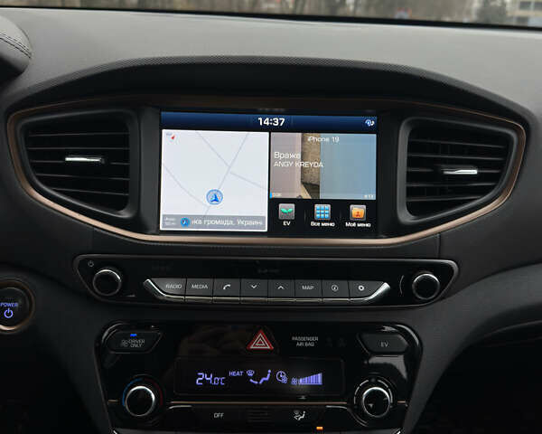 Черный Хендай Ioniq, объемом двигателя 0 л и пробегом 134 тыс. км за 13200 $, фото 39 на Automoto.ua