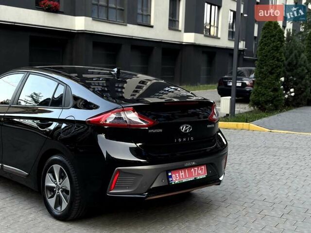 Черный Хендай Ioniq, объемом двигателя 0 л и пробегом 91 тыс. км за 12800 $, фото 9 на Automoto.ua