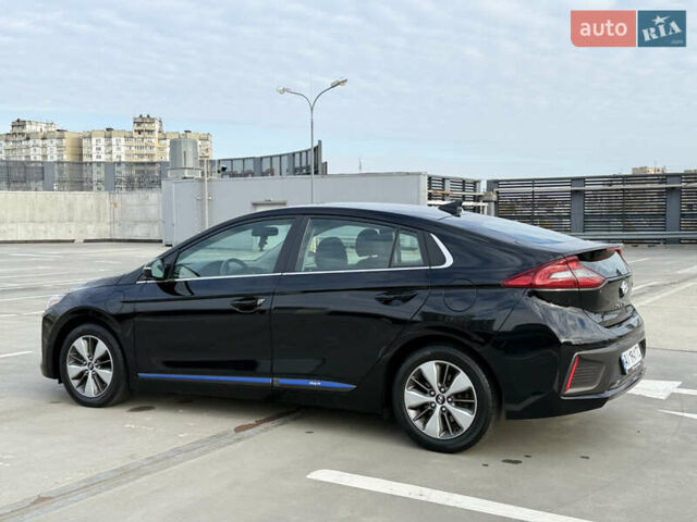 Черный Хендай Ioniq, объемом двигателя 1.6 л и пробегом 77 тыс. км за 15900 $, фото 87 на Automoto.ua