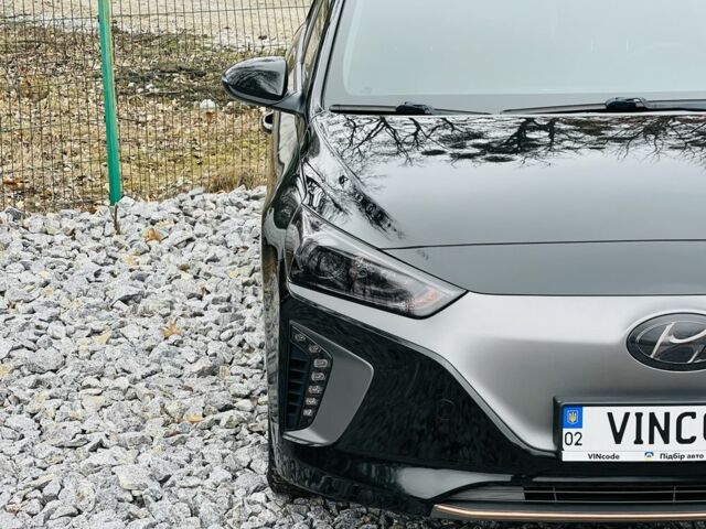 Чорний Хендай Ioniq, об'ємом двигуна 0 л та пробігом 68 тис. км за 15000 $, фото 3 на Automoto.ua