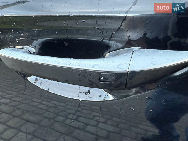 Черный Хендай Ioniq, объемом двигателя 0 л и пробегом 145 тыс. км за 12499 $, фото 48 на Automoto.ua