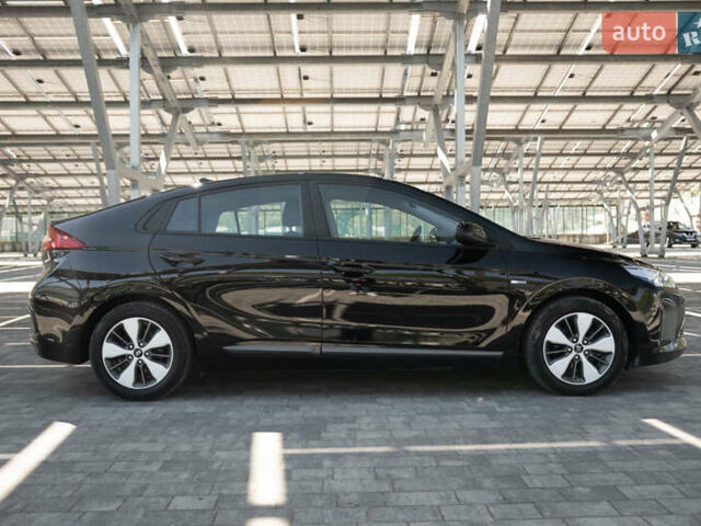 Чорний Хендай Ioniq, об'ємом двигуна 1.58 л та пробігом 53 тис. км за 15850 $, фото 42 на Automoto.ua