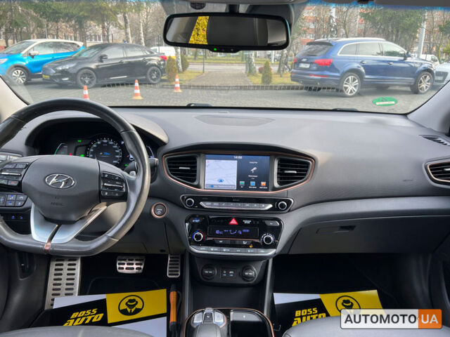 Черный Хендай Ioniq, объемом двигателя 28 л и пробегом 97 тыс. км за 13800 $, фото 10 на Automoto.ua