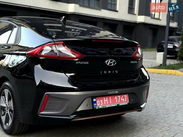 Черный Хендай Ioniq, объемом двигателя 0 л и пробегом 91 тыс. км за 12800 $, фото 7 на Automoto.ua
