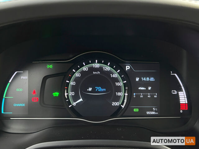 Черный Хендай Ioniq, объемом двигателя 28 л и пробегом 97 тыс. км за 13800 $, фото 18 на Automoto.ua