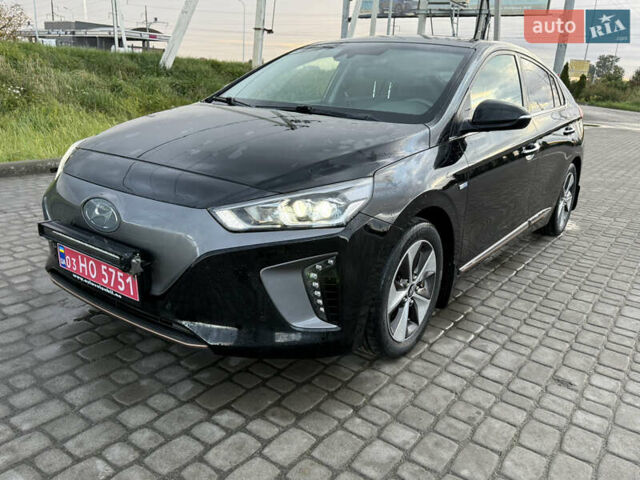 Черный Хендай Ioniq, объемом двигателя 0 л и пробегом 145 тыс. км за 12499 $, фото 21 на Automoto.ua