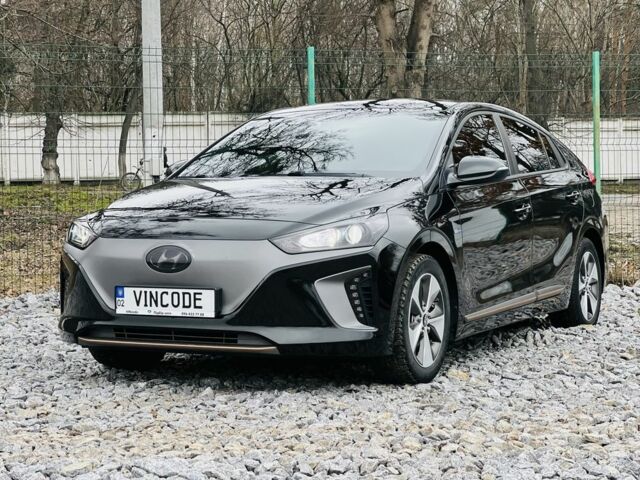 Чорний Хендай Ioniq, об'ємом двигуна 0 л та пробігом 68 тис. км за 15000 $, фото 5 на Automoto.ua