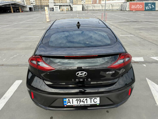 Черный Хендай Ioniq, объемом двигателя 1.6 л и пробегом 77 тыс. км за 15750 $, фото 75 на Automoto.ua