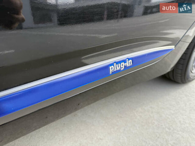 Черный Хендай Ioniq, объемом двигателя 1.6 л и пробегом 77 тыс. км за 15900 $, фото 63 на Automoto.ua