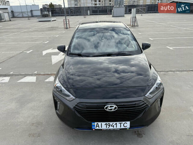 Черный Хендай Ioniq, объемом двигателя 1.6 л и пробегом 77 тыс. км за 15900 $, фото 81 на Automoto.ua