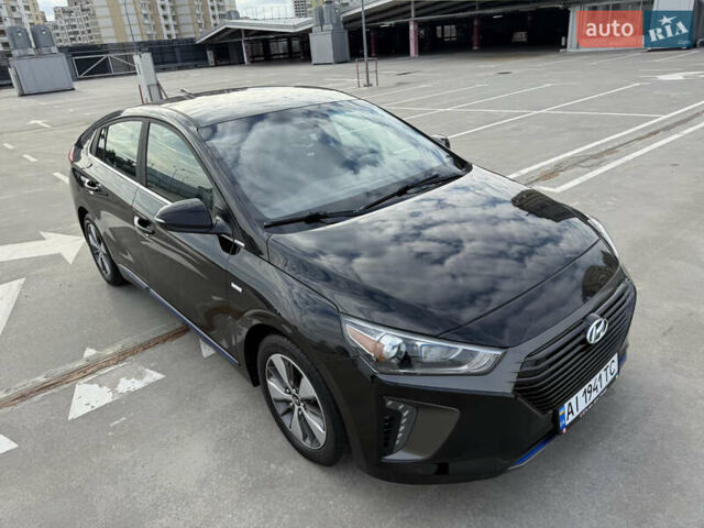Черный Хендай Ioniq, объемом двигателя 1.6 л и пробегом 77 тыс. км за 15750 $, фото 82 на Automoto.ua