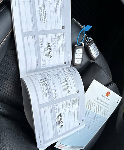 Черный Хендай Ioniq, объемом двигателя 0 л и пробегом 145 тыс. км за 12499 $, фото 77 на Automoto.ua