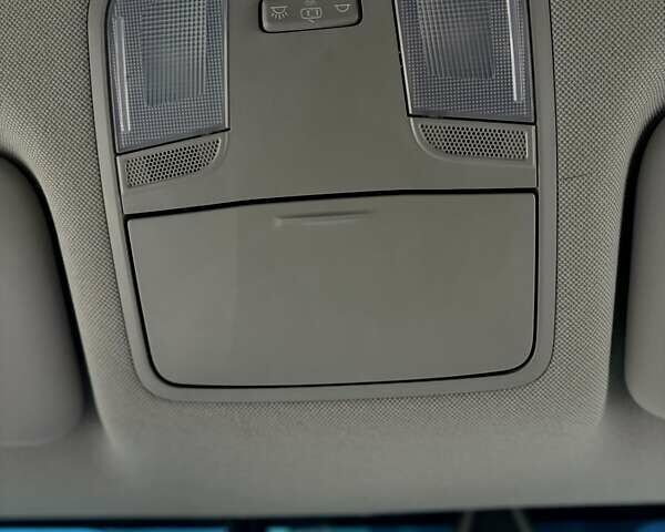 Черный Хендай Ioniq, объемом двигателя 0 л и пробегом 91 тыс. км за 12800 $, фото 60 на Automoto.ua