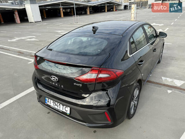 Черный Хендай Ioniq, объемом двигателя 1.6 л и пробегом 77 тыс. км за 15900 $, фото 79 на Automoto.ua
