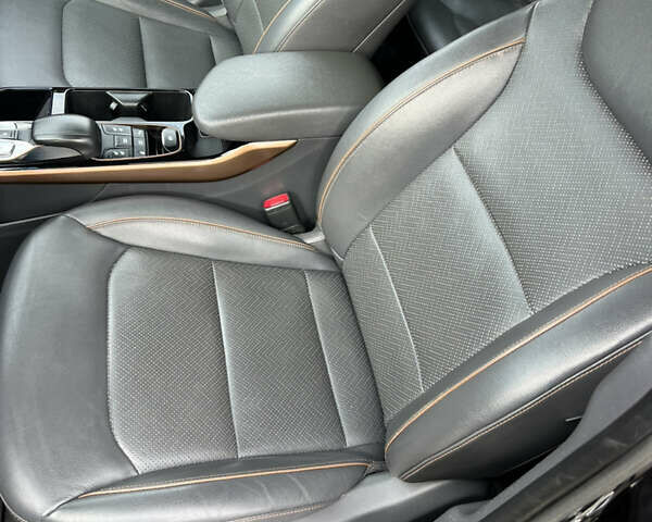 Чорний Хендай Ioniq, об'ємом двигуна 0 л та пробігом 91 тис. км за 14000 $, фото 10 на Automoto.ua