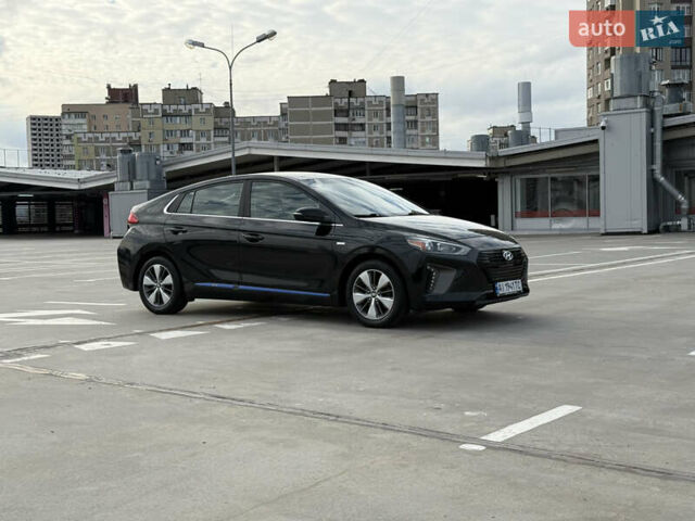 Черный Хендай Ioniq, объемом двигателя 1.6 л и пробегом 77 тыс. км за 15900 $, фото 2 на Automoto.ua