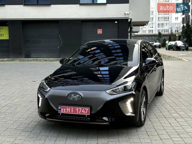 Черный Хендай Ioniq, объемом двигателя 0 л и пробегом 91 тыс. км за 12800 $, фото 6 на Automoto.ua