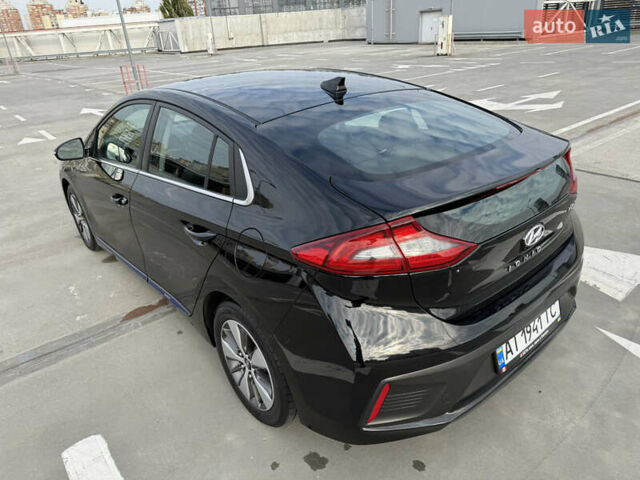 Черный Хендай Ioniq, объемом двигателя 1.6 л и пробегом 77 тыс. км за 15900 $, фото 76 на Automoto.ua