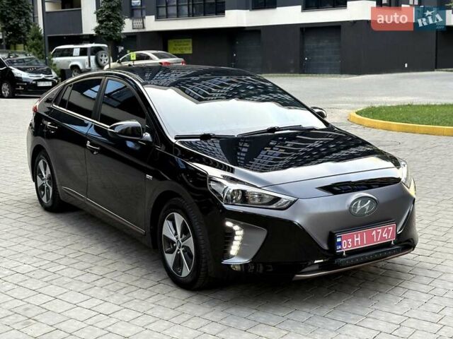 Черный Хендай Ioniq, объемом двигателя 0 л и пробегом 91 тыс. км за 12800 $, фото 17 на Automoto.ua