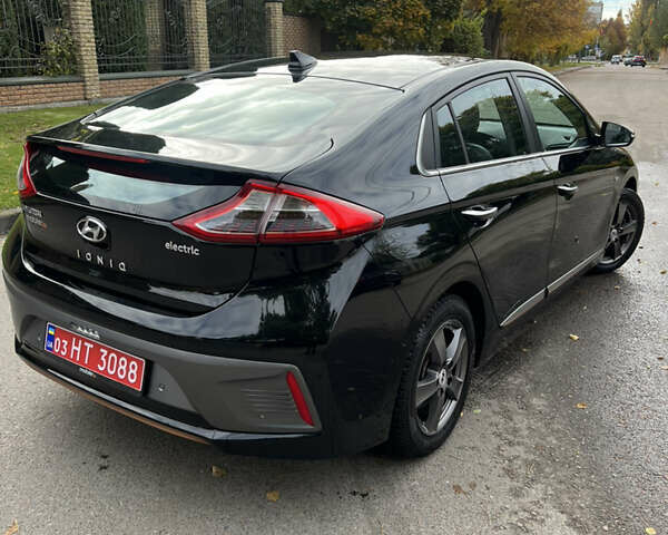 Чорний Хендай Ioniq, об'ємом двигуна 0 л та пробігом 91 тис. км за 14000 $, фото 4 на Automoto.ua