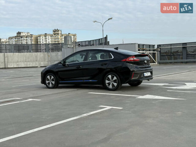 Черный Хендай Ioniq, объемом двигателя 1.6 л и пробегом 77 тыс. км за 15750 $, фото 13 на Automoto.ua