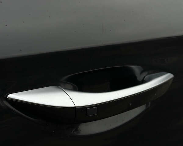 Черный Хендай Ioniq, объемом двигателя 0 л и пробегом 134 тыс. км за 13200 $, фото 11 на Automoto.ua