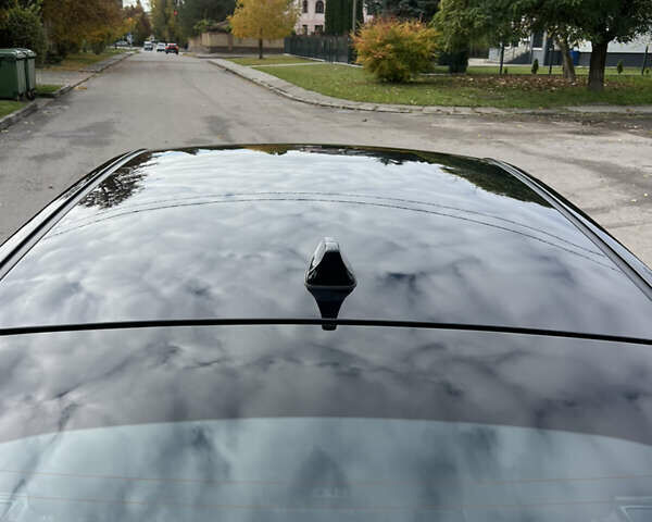 Чорний Хендай Ioniq, об'ємом двигуна 0 л та пробігом 91 тис. км за 14000 $, фото 5 на Automoto.ua