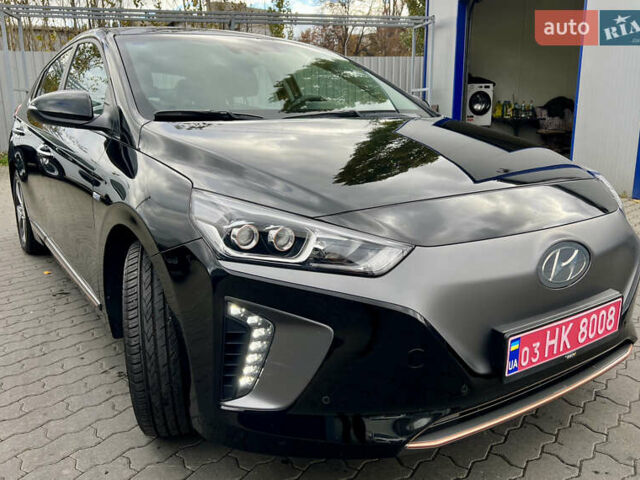 Чорний Хендай Ioniq, об'ємом двигуна 0 л та пробігом 90 тис. км за 14150 $, фото 17 на Automoto.ua