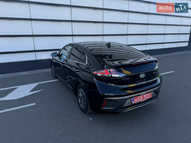 Чорний Хендай Ioniq, об'ємом двигуна 0 л та пробігом 102 тис. км за 14900 $, фото 17 на Automoto.ua