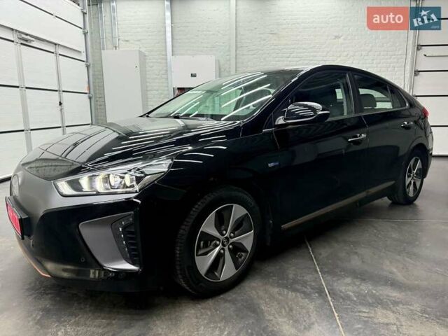 Чорний Хендай Ioniq, об'ємом двигуна 0 л та пробігом 108 тис. км за 14401 $, фото 3 на Automoto.ua