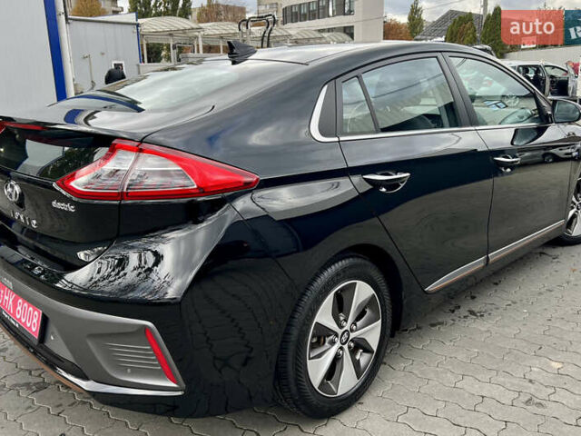 Чорний Хендай Ioniq, об'ємом двигуна 0 л та пробігом 90 тис. км за 14150 $, фото 23 на Automoto.ua