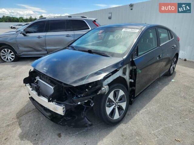 Черный Хендай Ioniq, объемом двигателя 0 л и пробегом 60 тыс. км за 9299 $, фото 2 на Automoto.ua