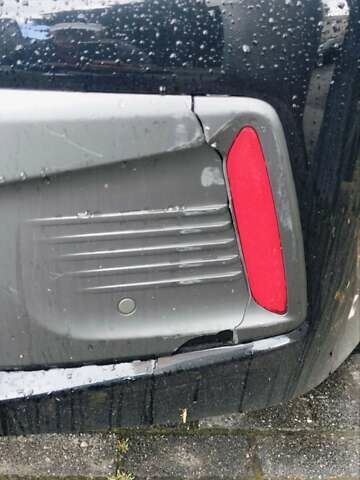 Черный Хендай Ioniq, объемом двигателя 0 л и пробегом 161 тыс. км за 12500 $, фото 13 на Automoto.ua