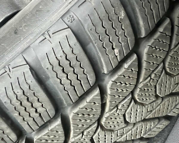 Чорний Хендай Ioniq, об'ємом двигуна 0 л та пробігом 90 тис. км за 14150 $, фото 64 на Automoto.ua