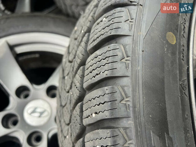 Чорний Хендай Ioniq, об'ємом двигуна 0 л та пробігом 90 тис. км за 14150 $, фото 66 на Automoto.ua