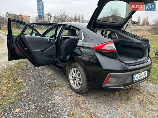 Чорний Хендай Ioniq, об'ємом двигуна 0 л та пробігом 65 тис. км за 15500 $, фото 2 на Automoto.ua