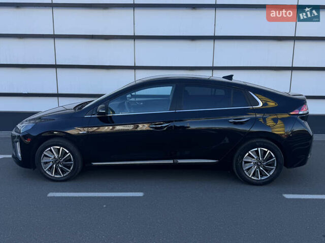 Чорний Хендай Ioniq, об'ємом двигуна 0 л та пробігом 102 тис. км за 14900 $, фото 22 на Automoto.ua