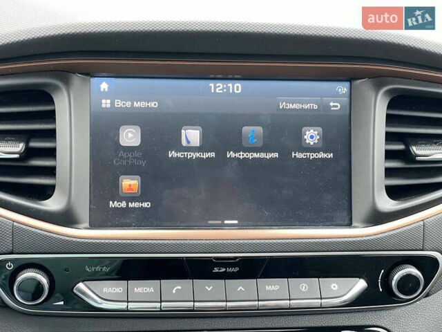 Черный Хендай Ioniq, объемом двигателя 0 л и пробегом 45 тыс. км за 16500 $, фото 24 на Automoto.ua