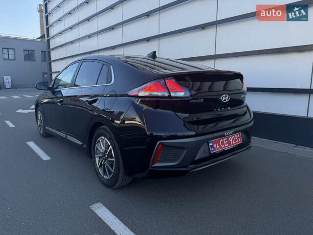 Чорний Хендай Ioniq, об'ємом двигуна 0 л та пробігом 102 тис. км за 14900 $, фото 20 на Automoto.ua