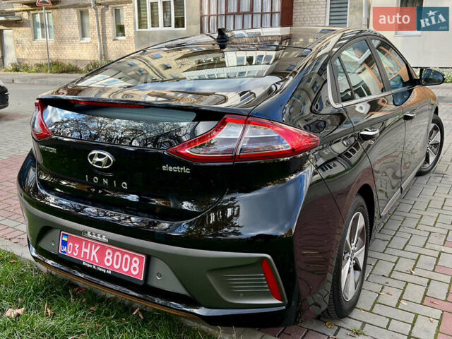 Чорний Хендай Ioniq, об'ємом двигуна 0 л та пробігом 90 тис. км за 14150 $, фото 8 на Automoto.ua