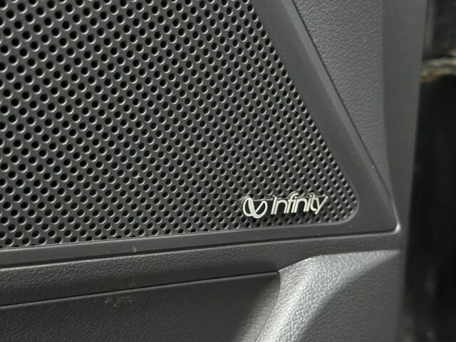 Черный Хендай Ioniq, объемом двигателя 0 л и пробегом 137 тыс. км за 12499 $, фото 13 на Automoto.ua