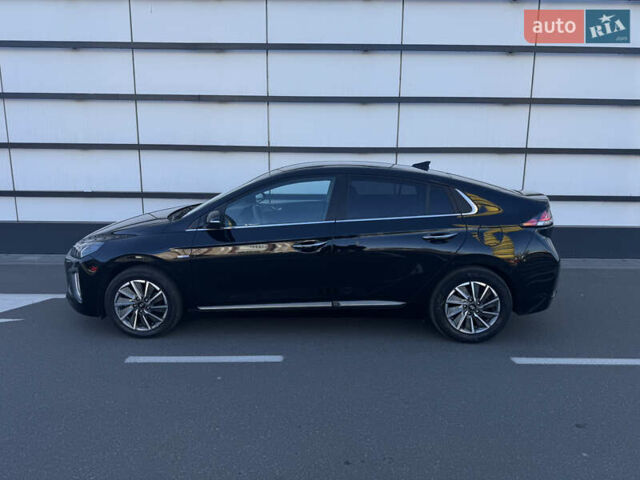 Чорний Хендай Ioniq, об'ємом двигуна 0 л та пробігом 102 тис. км за 14900 $, фото 21 на Automoto.ua