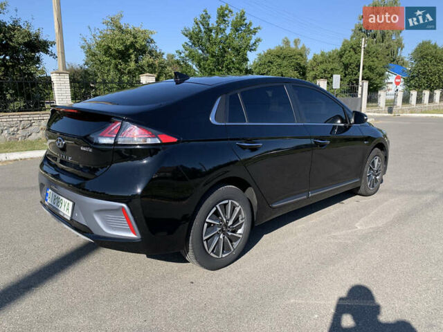 Чорний Хендай Ioniq, об'ємом двигуна 0 л та пробігом 87 тис. км за 14000 $, фото 5 на Automoto.ua