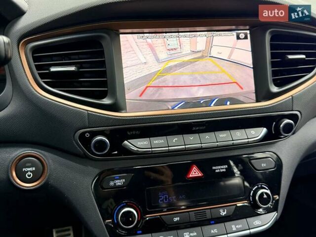 Чорний Хендай Ioniq, об'ємом двигуна 0 л та пробігом 108 тис. км за 14401 $, фото 23 на Automoto.ua