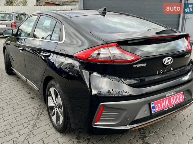 Чорний Хендай Ioniq, об'ємом двигуна 0 л та пробігом 90 тис. км за 14150 $, фото 26 на Automoto.ua