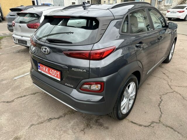 Черный Хендай Ioniq, объемом двигателя 0 л и пробегом 50 тыс. км за 394 $, фото 3 на Automoto.ua