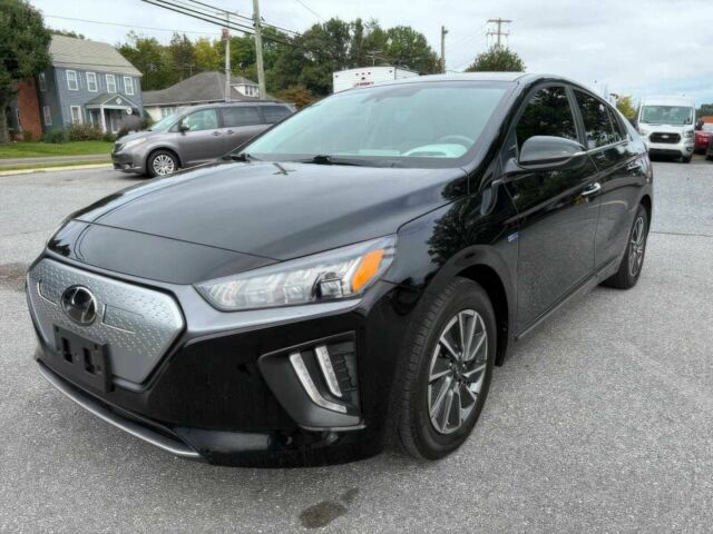 Черный Хендай Ioniq, объемом двигателя 0 л и пробегом 35 тыс. км за 13000 $, фото 2 на Automoto.ua