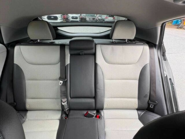 Черный Хендай Ioniq, объемом двигателя 0 л и пробегом 35 тыс. км за 13000 $, фото 11 на Automoto.ua