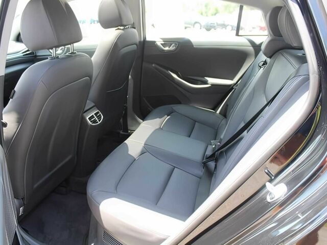 Чорний Хендай Ioniq, об'ємом двигуна 1.6 л та пробігом 13 тис. км за 10000 $, фото 12 на Automoto.ua