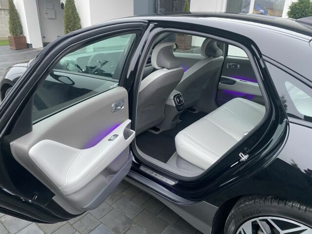 Черный Хендай Ioniq, объемом двигателя 0 л и пробегом 17 тыс. км за 24400 $, фото 11 на Automoto.ua